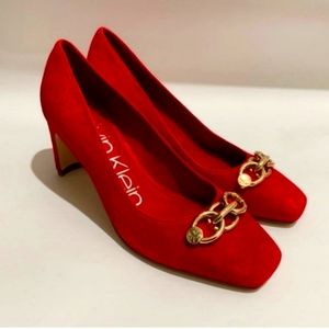 Calvin Klein Chain Detail Pumps